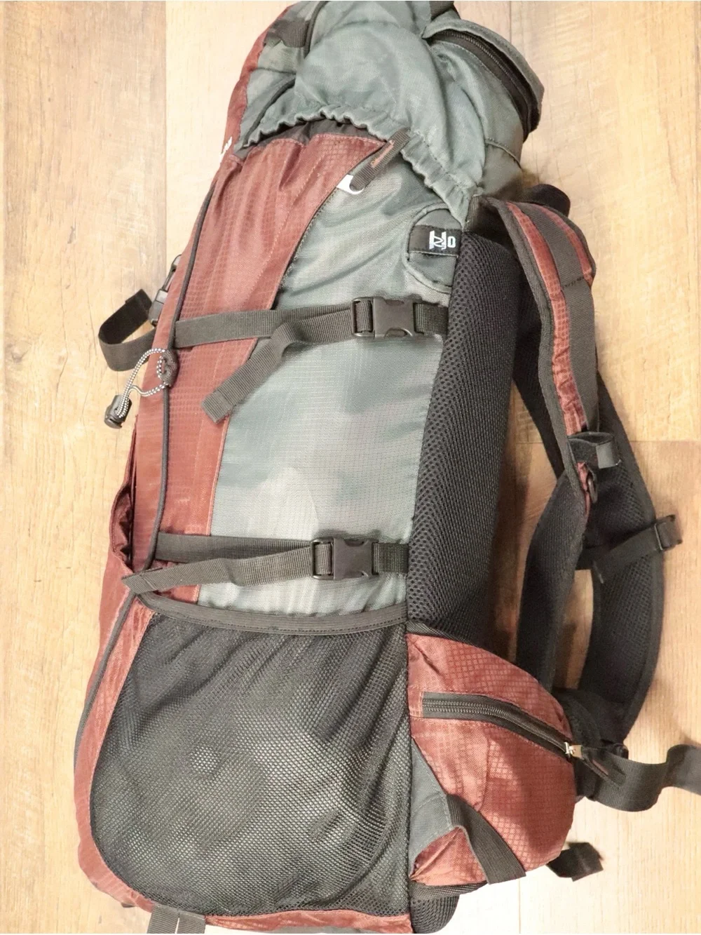 Field & Stream 1871 Large  45L Internal Frame Hiking Backpack - Maroon/Dark Gray